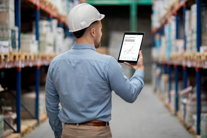 How Does Warehouse AMR Integration Transform Logistics?