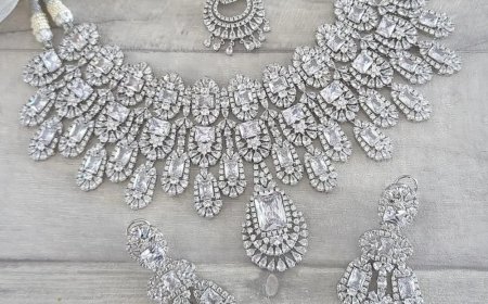 The Step-by-Step Process of Creating a Custom Diamond Engagement Ring