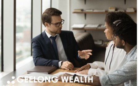 Top Financial Planner Advisor Services for Wealth Growth