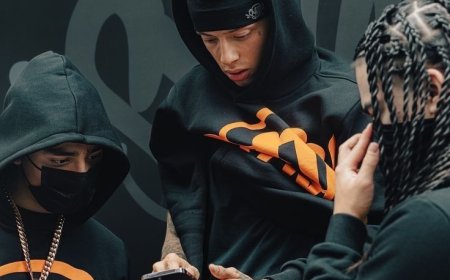 Everyday Wear, Elevated: The Allure of the Syna World Tracksuit