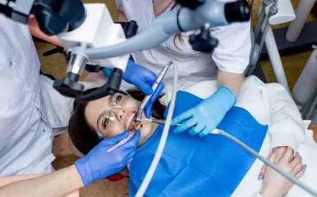 Addressing Yellow Discolouration with Teeth Whitening