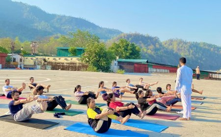 What to Expect from a 200 Hour Yoga Teacher Training in Rishikesh